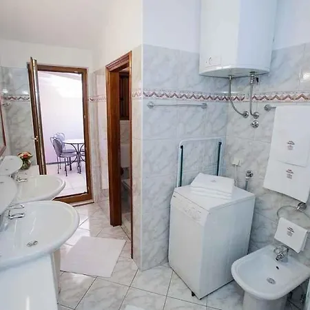 In 5559 Crikvenica