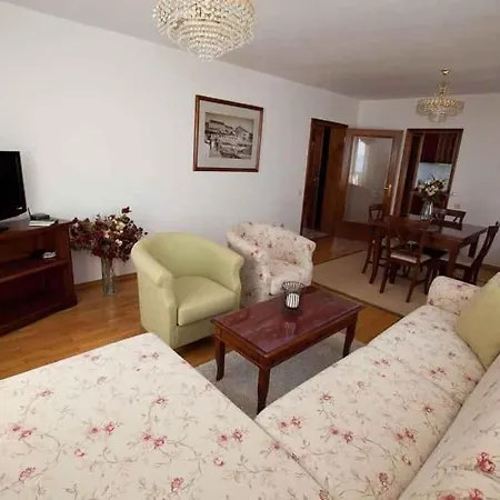 Apartment In 5559 Crikvenica