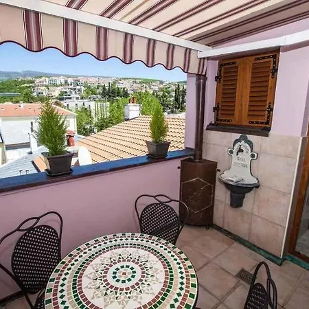 Apartment In 5559 Crikvenica